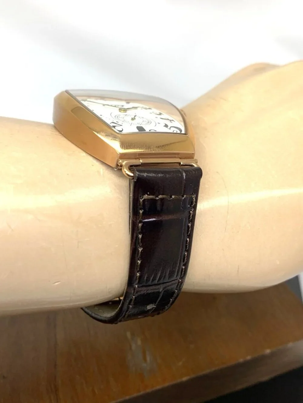 Tissot Heritage Watch T1285053601200 Swiss Hand Wind White Dial Brown Leather